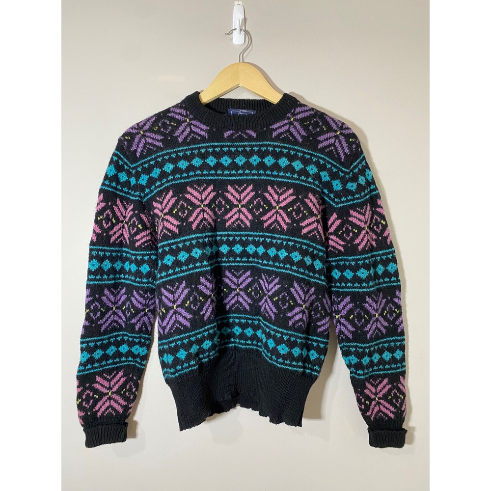 Vintage Woolrich Woman 100% Wool Fair Isle Sweater Black Pink Purple SMALL Retro